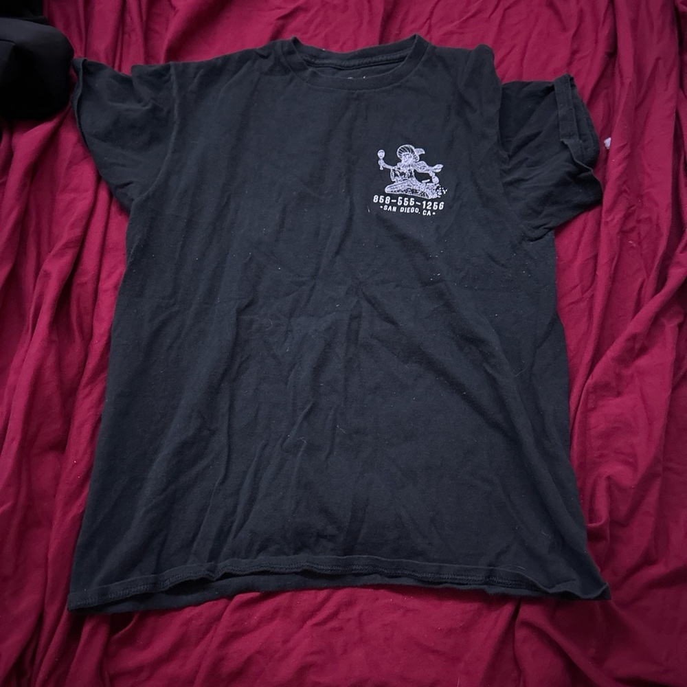 Tilly's Black Short Sleeve Tee with Logo